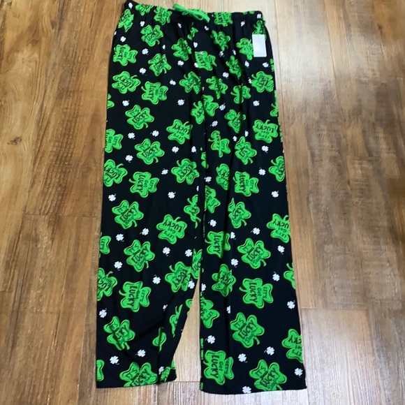 Bio world black & green shamrock st Patrick’s day PJ lounge pants size XXL - Picture 2 of 4
